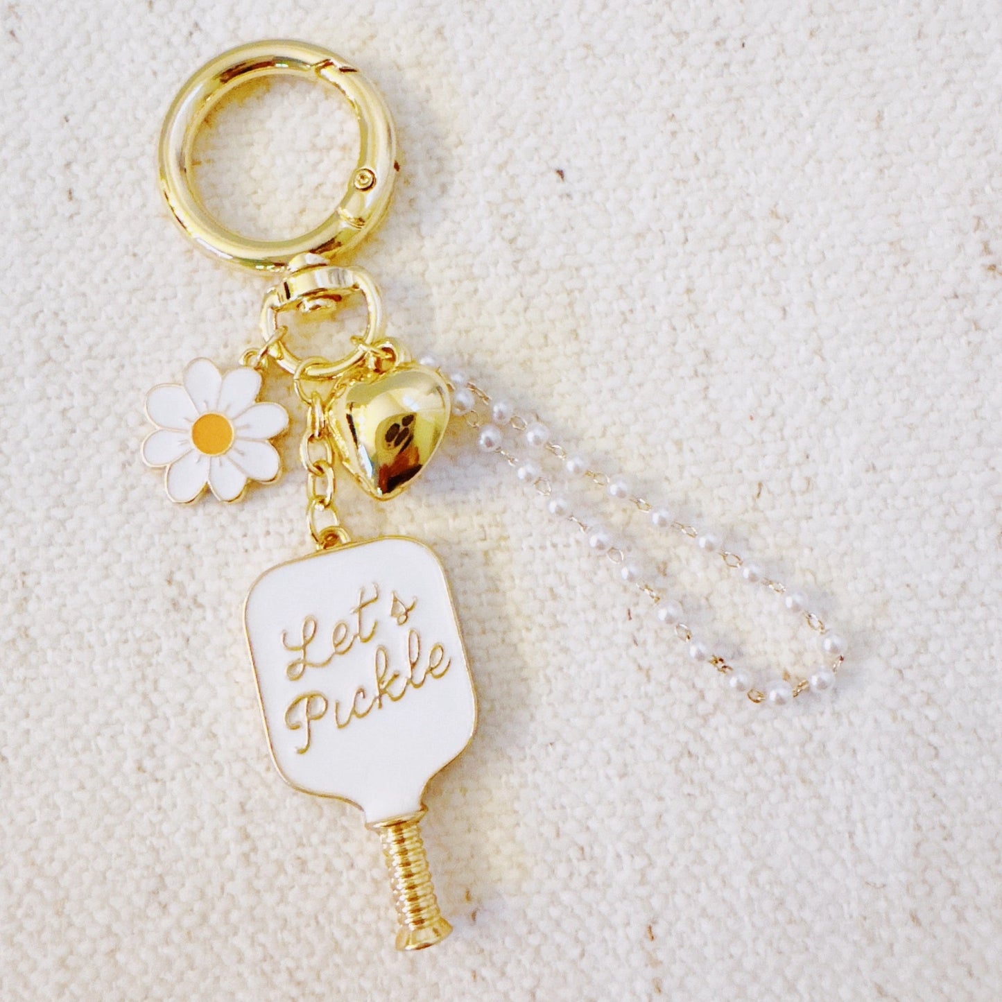 Pickleball Daisy Bag Charm - Sporty Floral Accessory with Paddle and Daisy Charms
